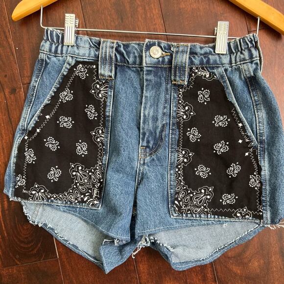 BDG Jean Denim Skate Patch Jean Shorts Size 27 - Picture 6 of 10